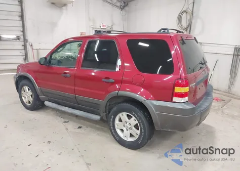 2006 Ford Escape z USA, uszkodzony, nr VIN 1FMYU03146KC95026